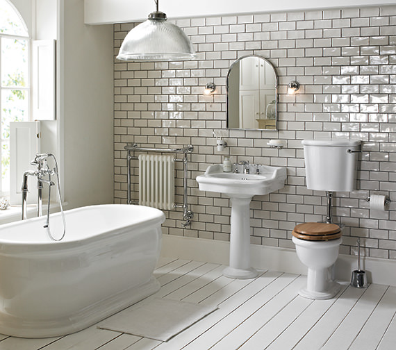 Heritage Victoria Low Level WC And Cistern With Flush Pack